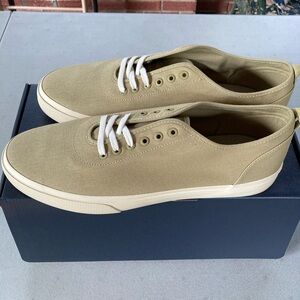 Everlane casual shoes sage NIB